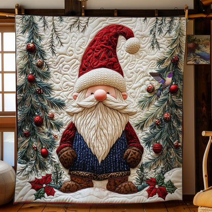 Santa Gnome WY1012050CL Quilt