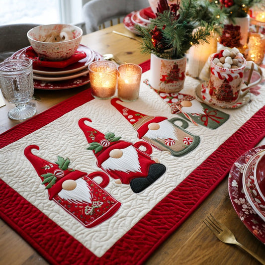 Gnome Cup XR0910056CL Quilted Table Runner