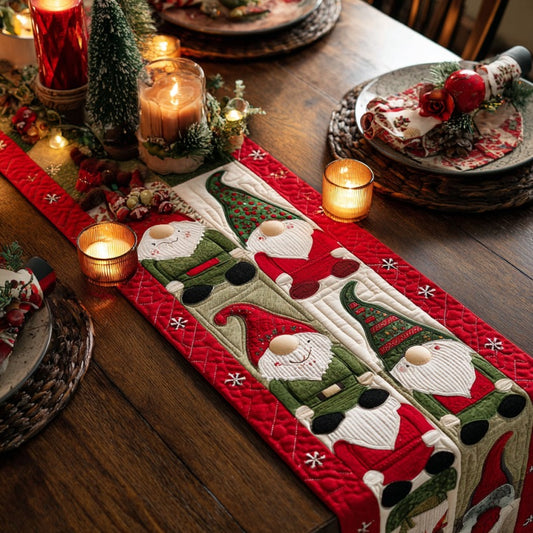 Love Gnomes XR0910045CL Quilted Table Runner